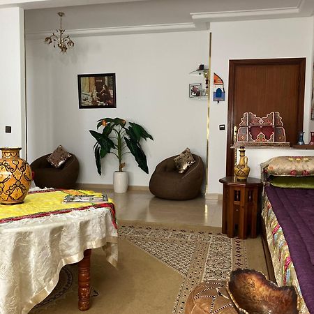 Appartement Beau Et Familial Connecte タンジェ エクステリア 写真